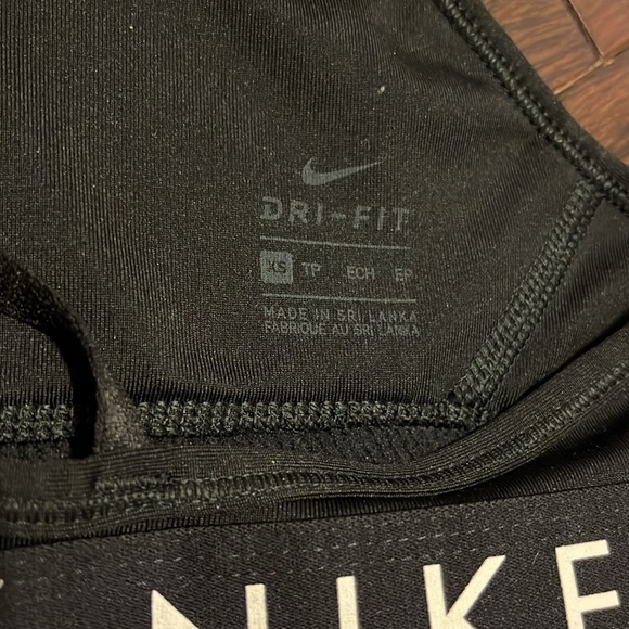 Nike air sports bra Size xs - Picture 3 of 3